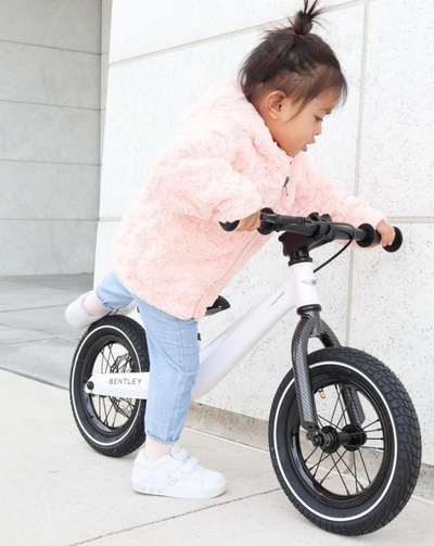 FROM BALANCE BIKE TO PEDAL BIKE: A STEP-BY-STEP GUIDE TO TEACHING YOUR CHILD